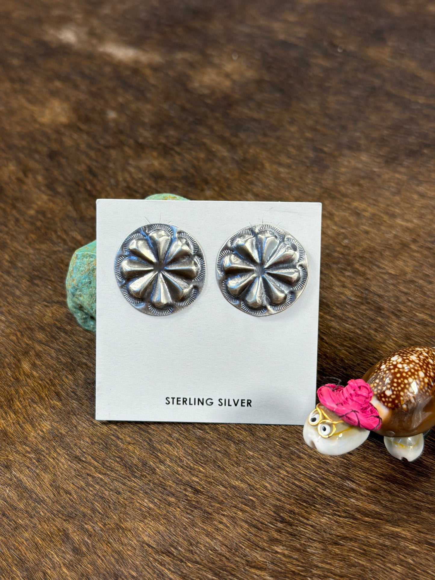 Sterling Sliver Floral Desk Earring