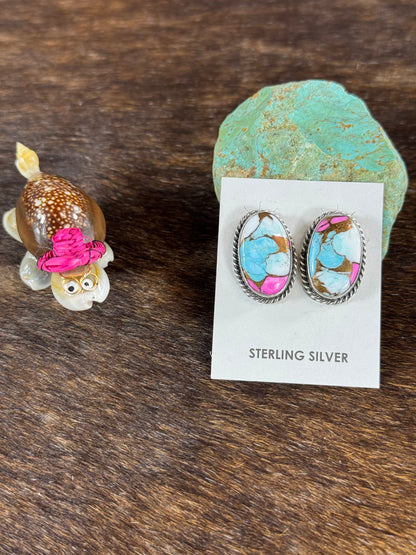 Cotton Candy Stud Earring