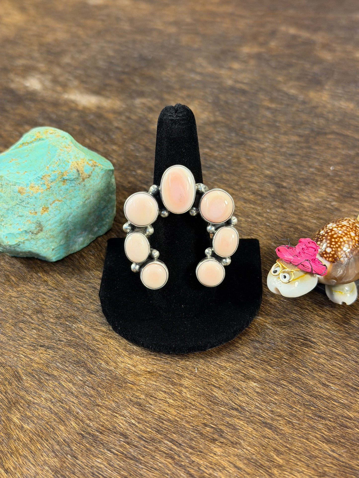 Pink Conch Naja Ring