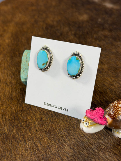 Sonoran Gold Oval Earring