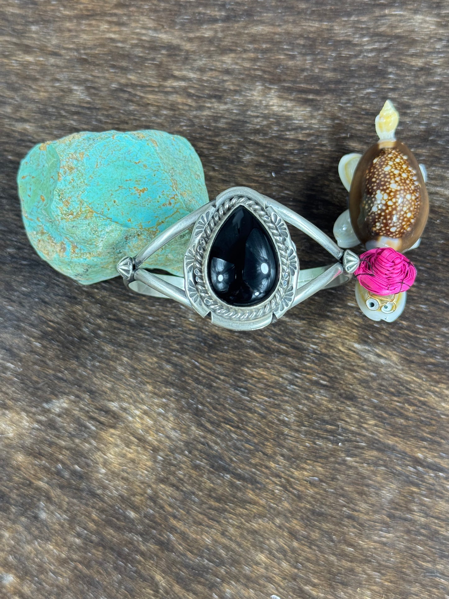 Black Onyx Teardrop Bracelet