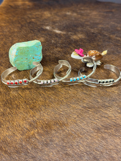 5 Stone Feather Breaclet