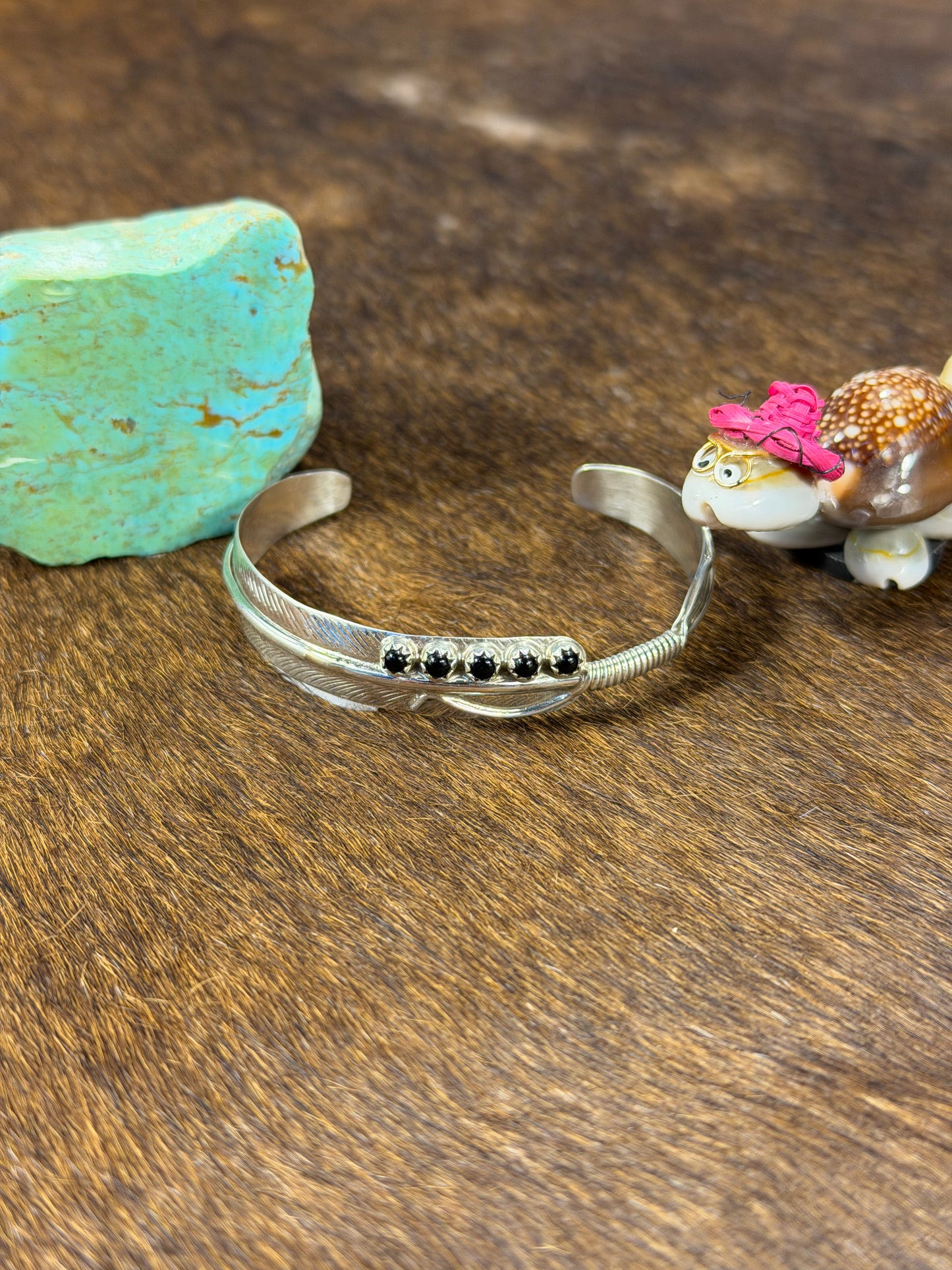 5 Stone Feather Breaclet