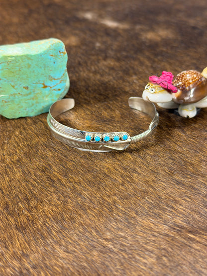 5 Stone Feather Breaclet