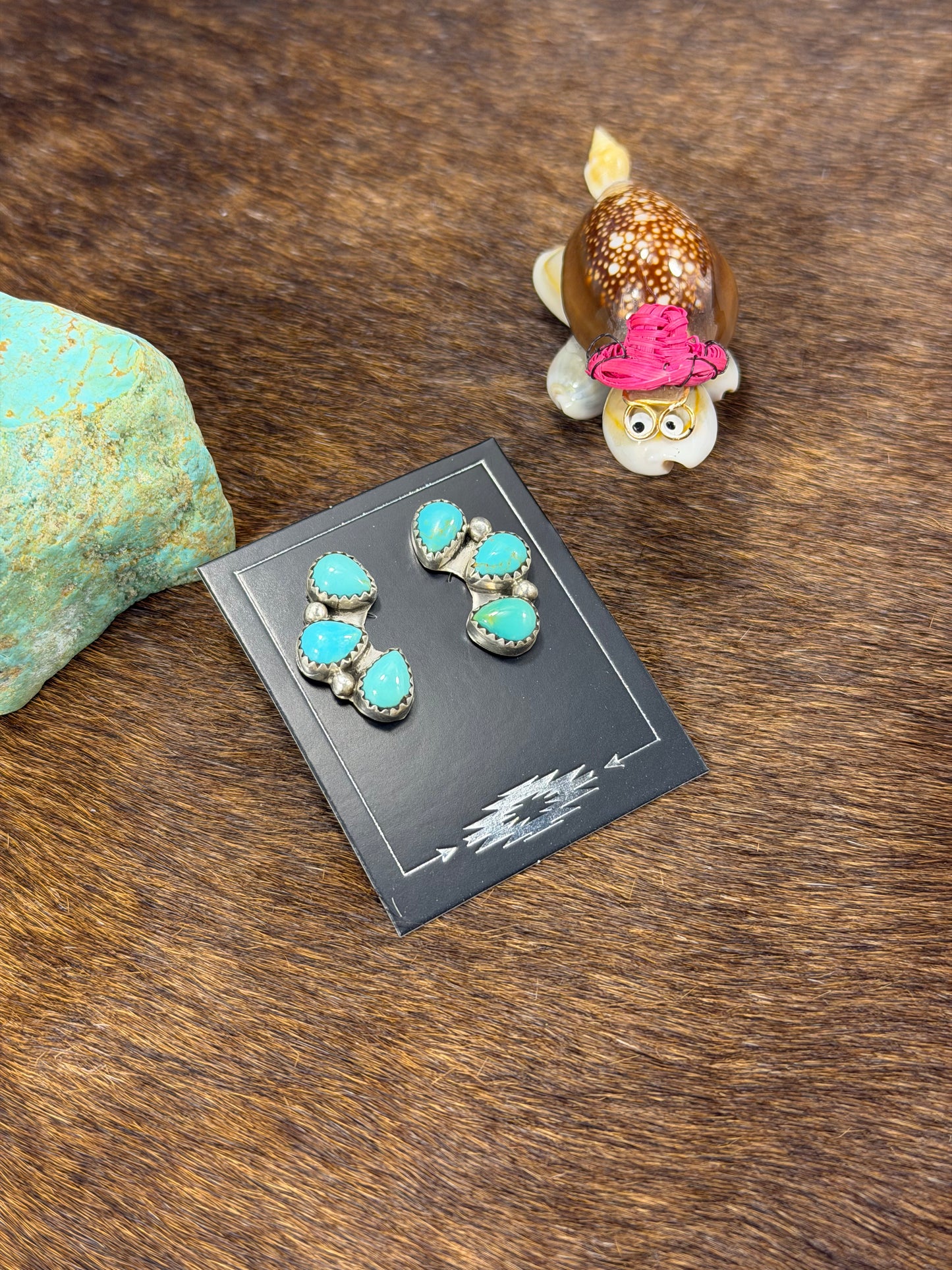 Kingman Turquoise Half Cluster Earring