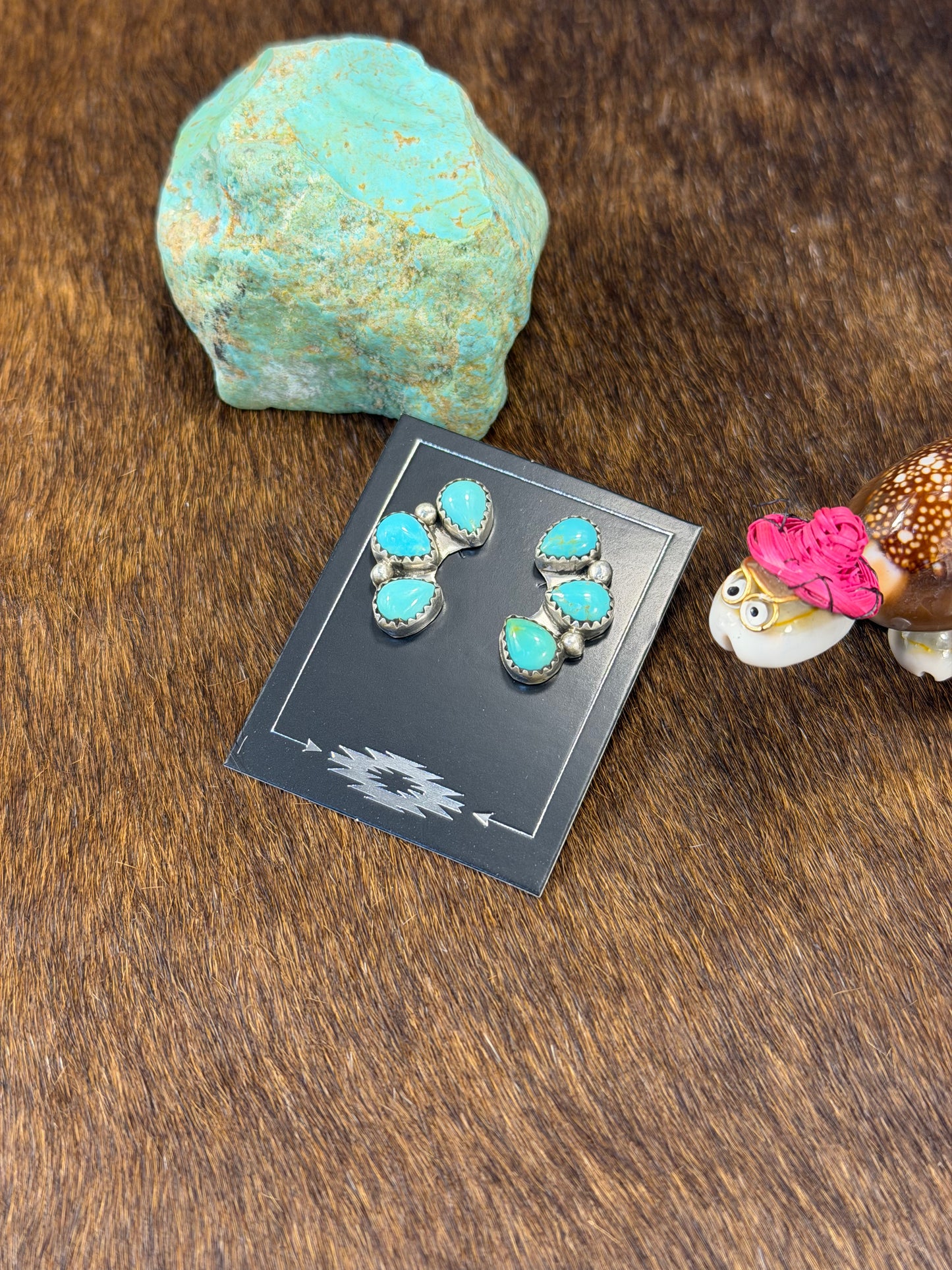 Kingman Turquoise Half Cluster Earring