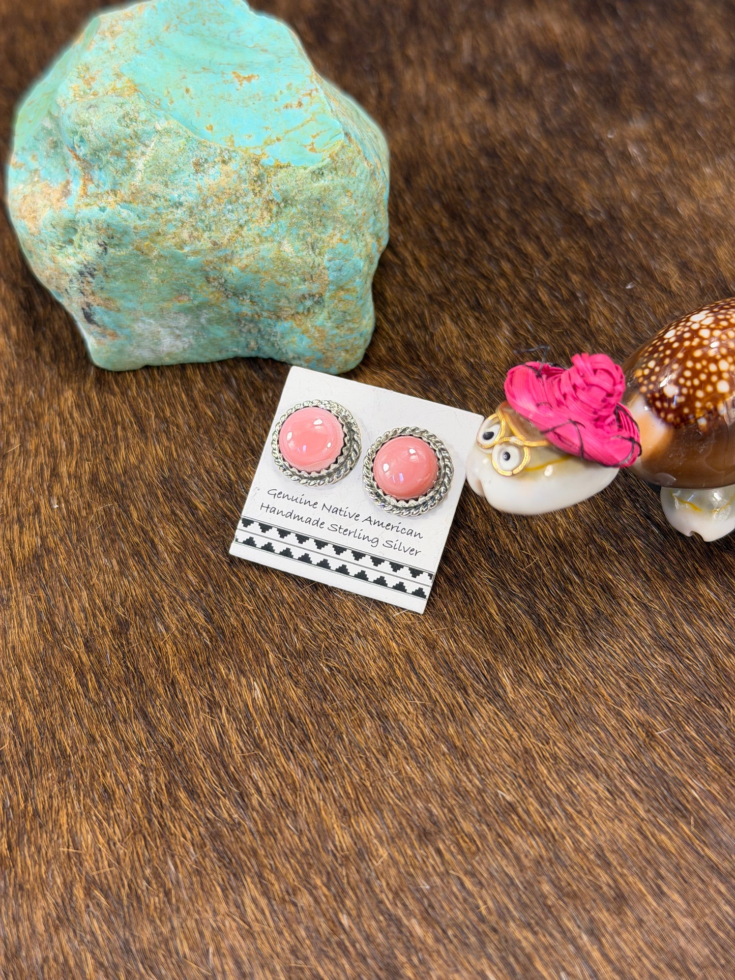 Pink Conch Stud Earrings