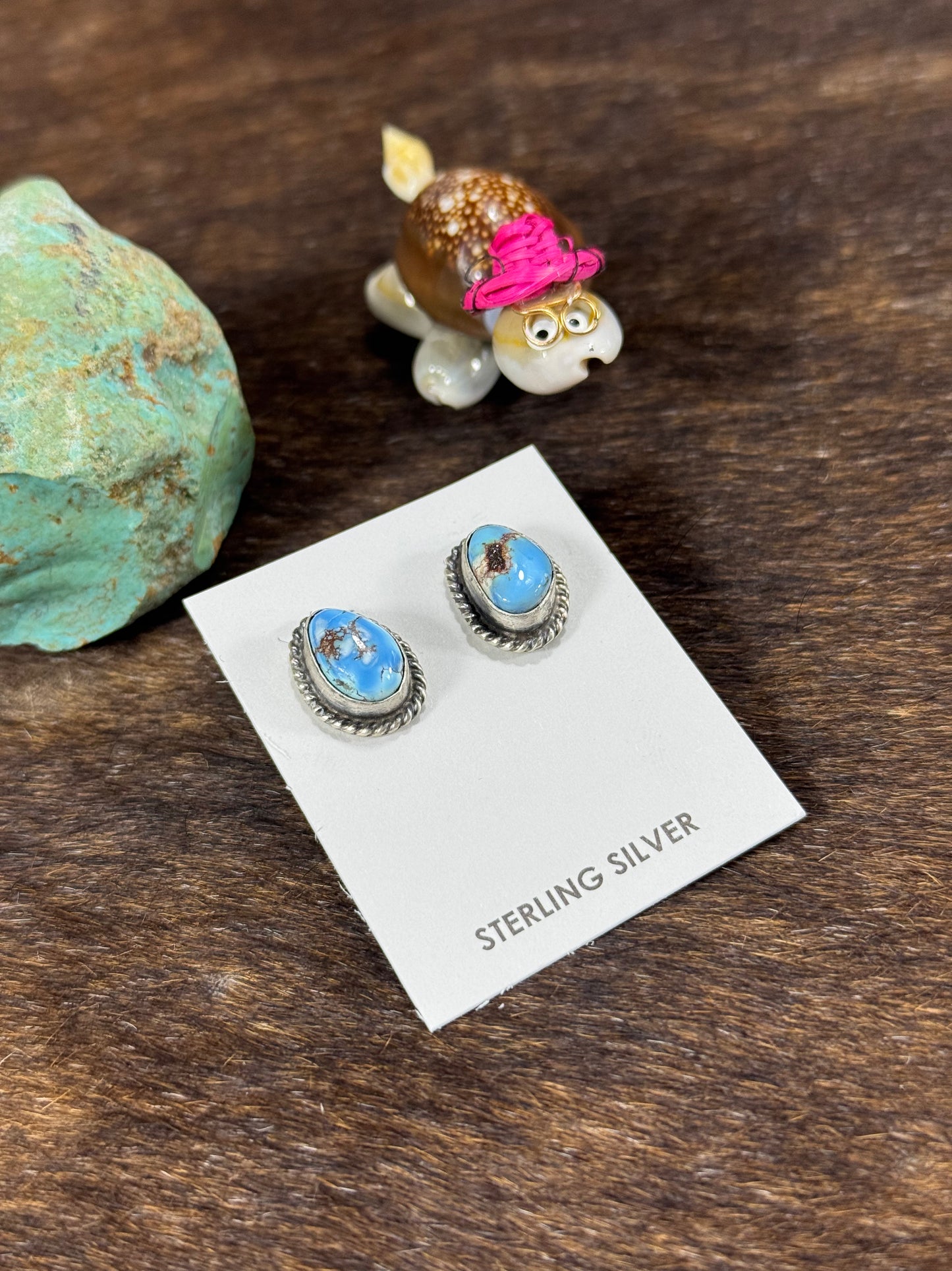 Golden Hills Stud Earring