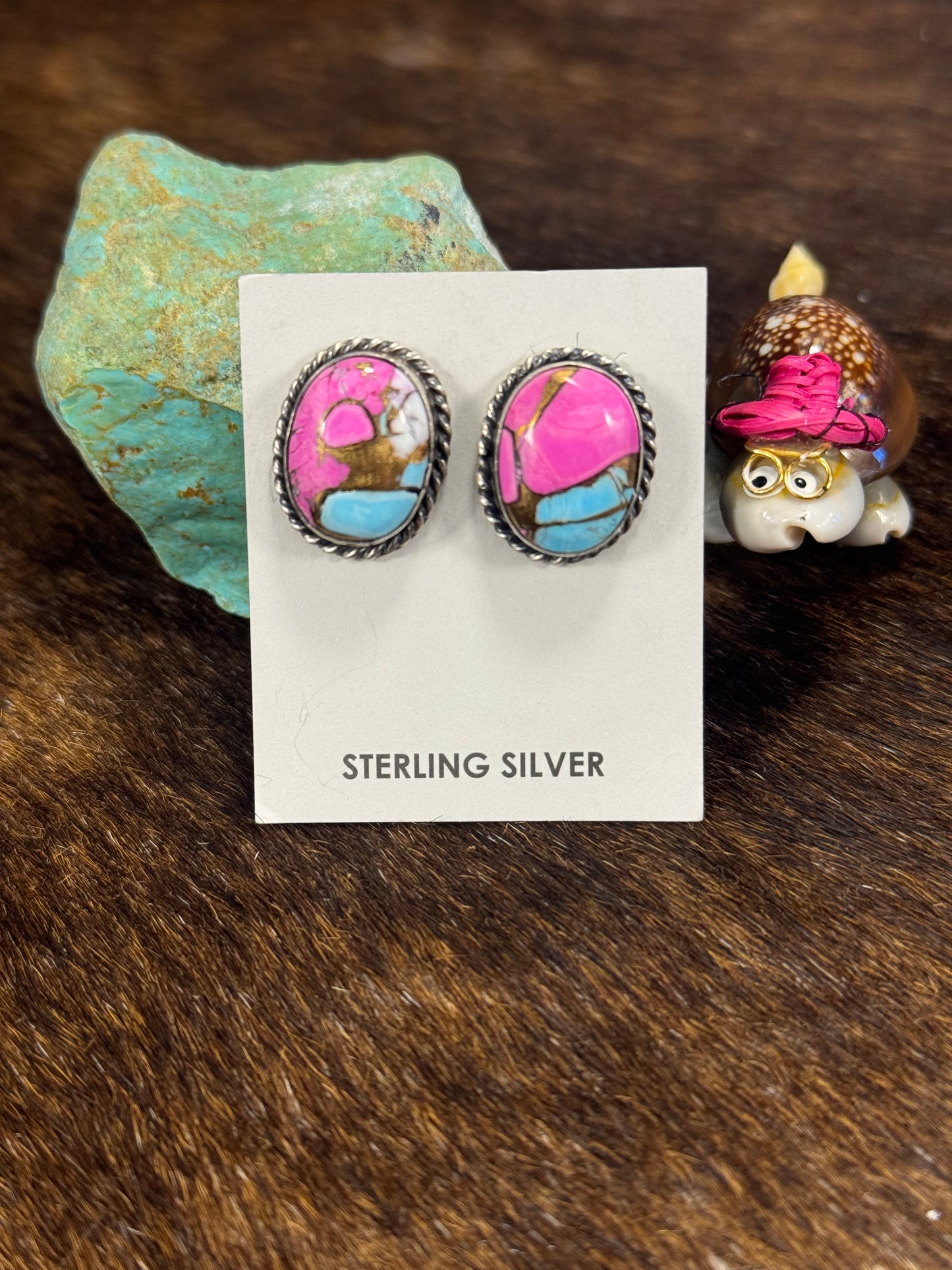 Cotton Candy Stud Earring