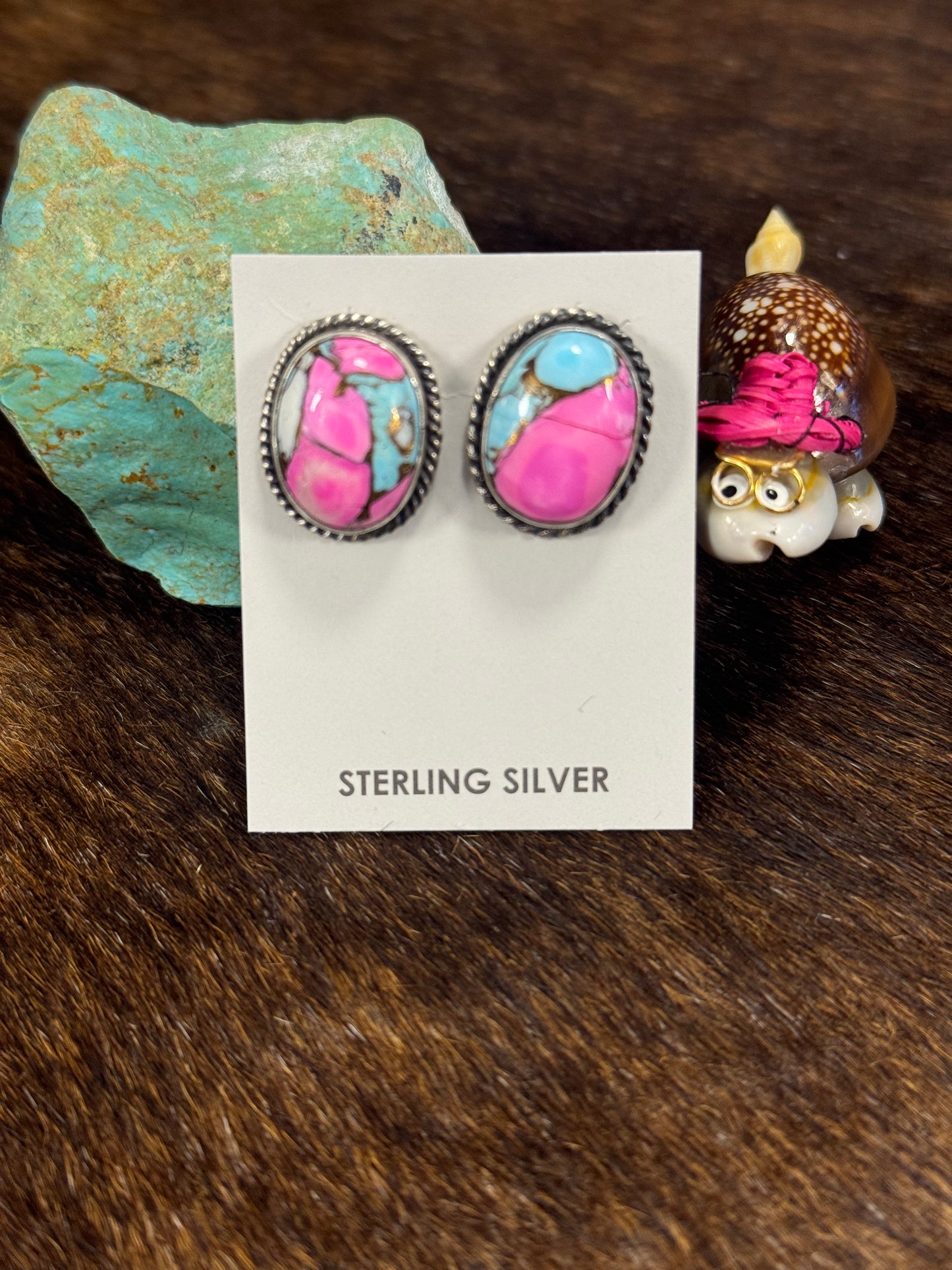 Cotton Candy Stud Earring