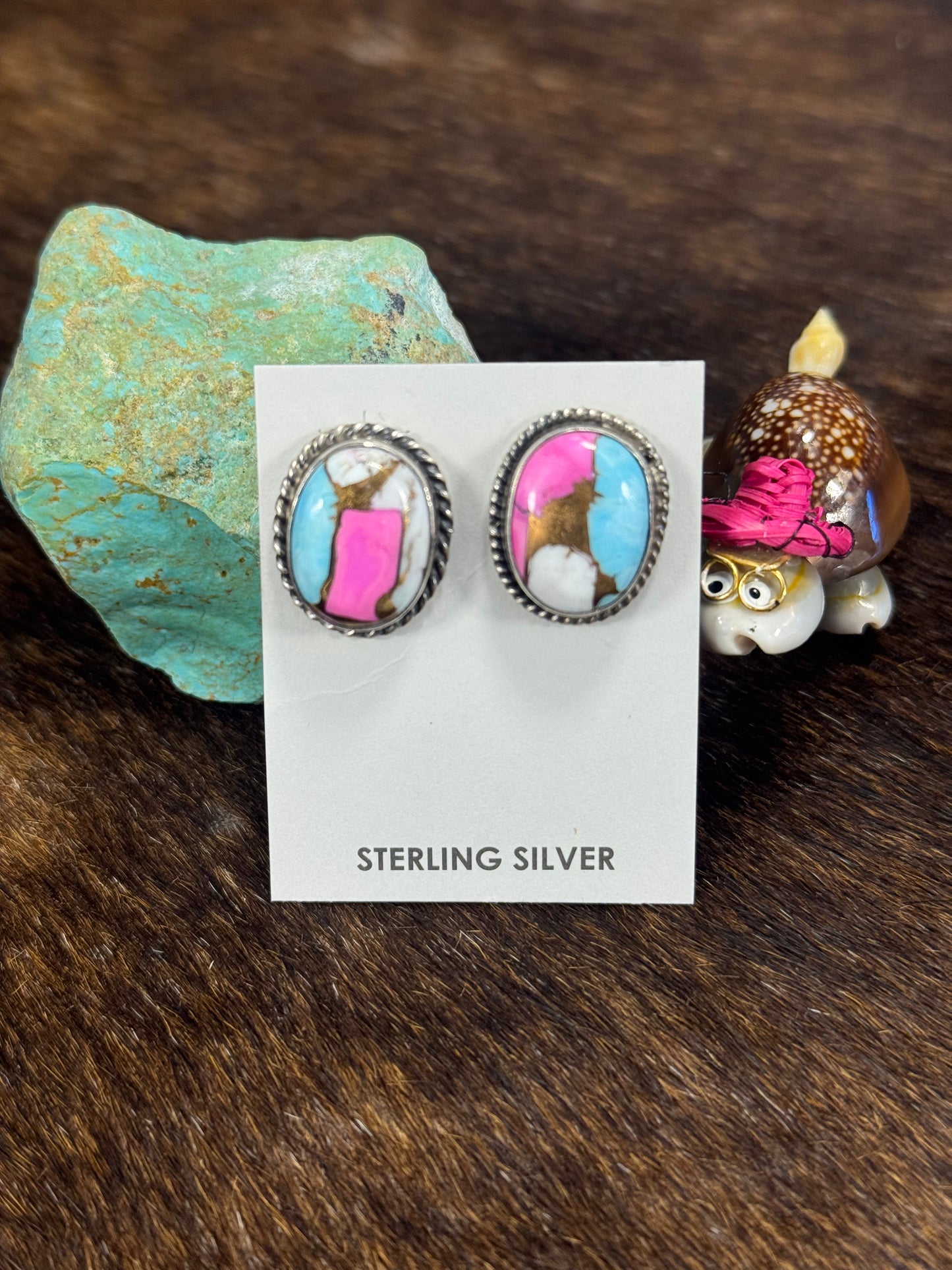 Cotton Candy Stud Earring