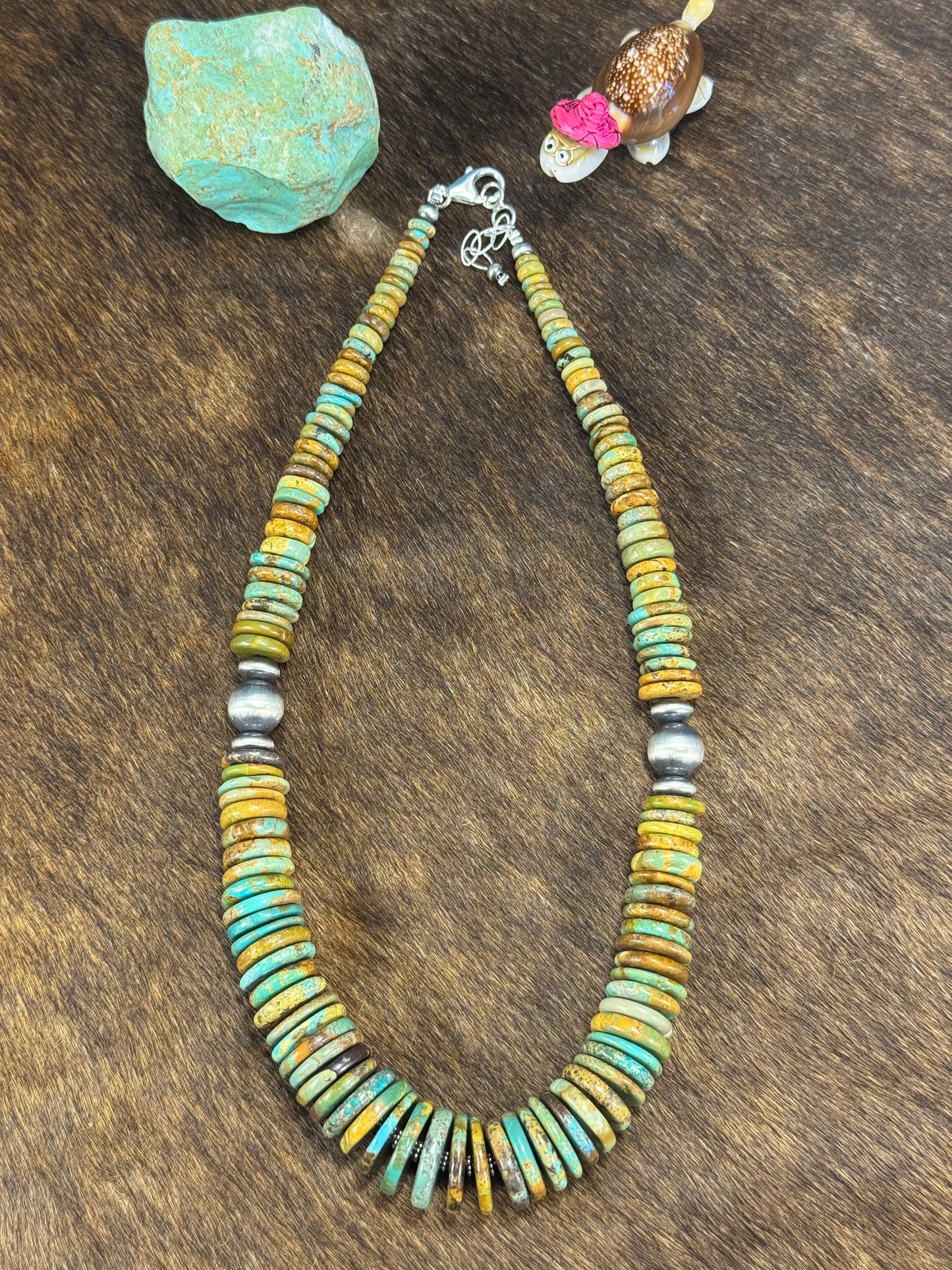 Kingman Turquoise Disc Necklace