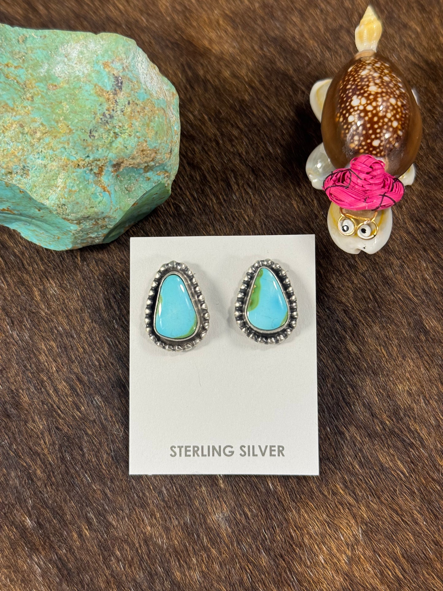 Sonoran Gold Stud Earring