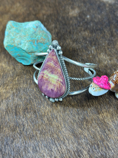 Purple Spiny Teardrop Bracelet