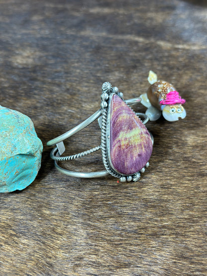 Purple Spiny Teardrop Bracelet