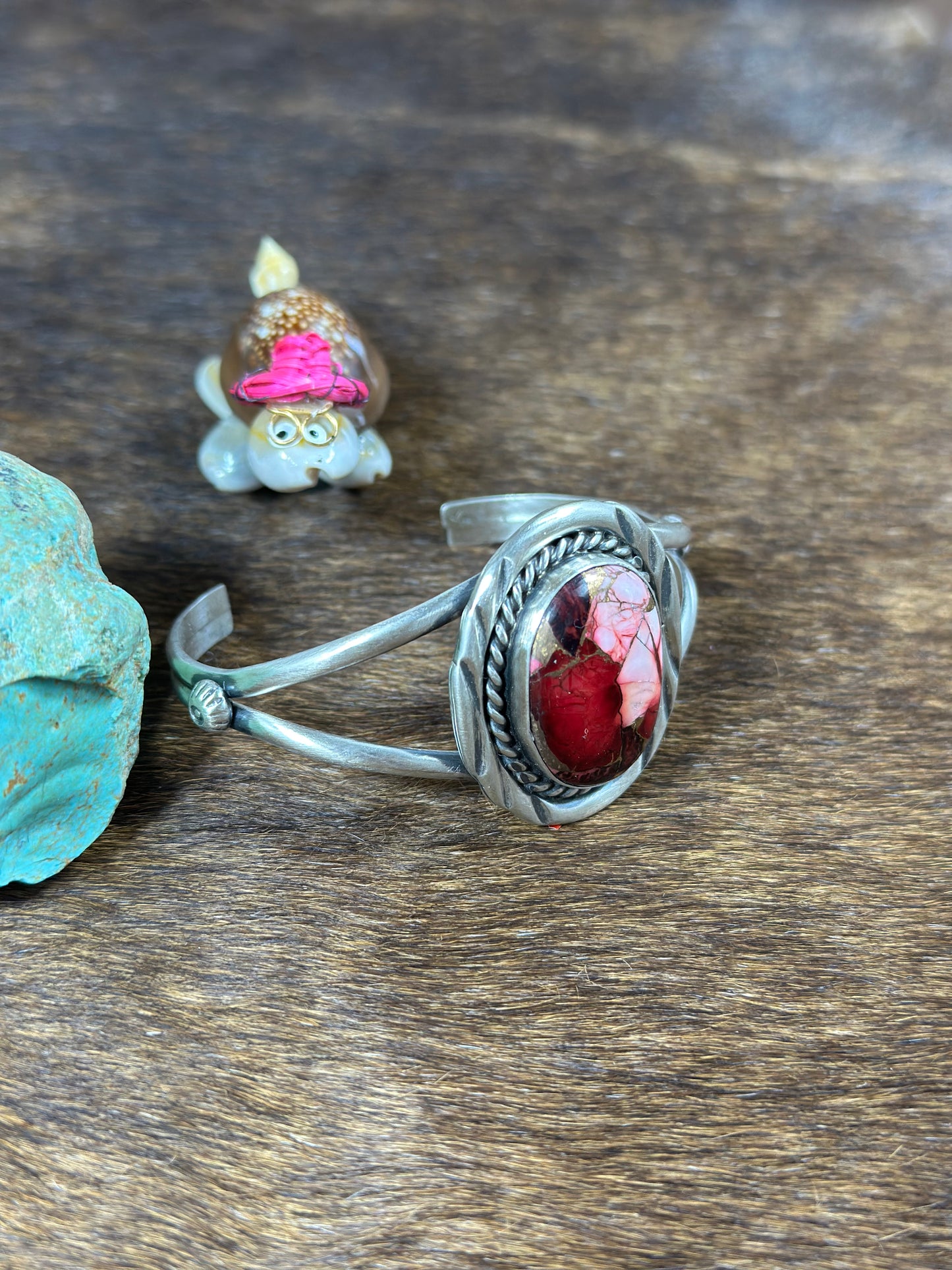 Dahlia Rose Traditional Stamp Work Bracelet