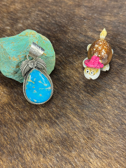 Kingman Turquosie Feather Pendant