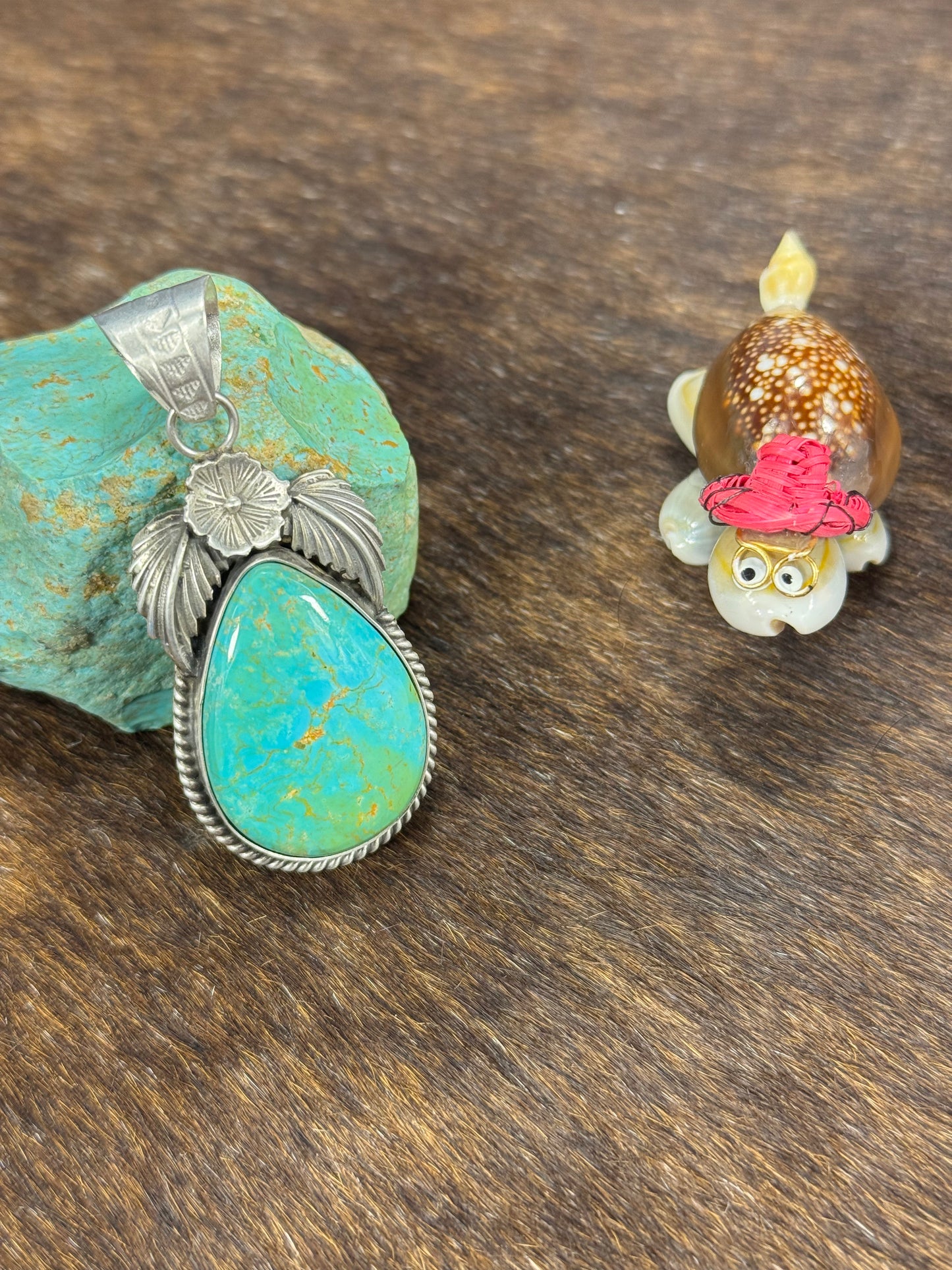 Kingman Turquosie Feather Pendant