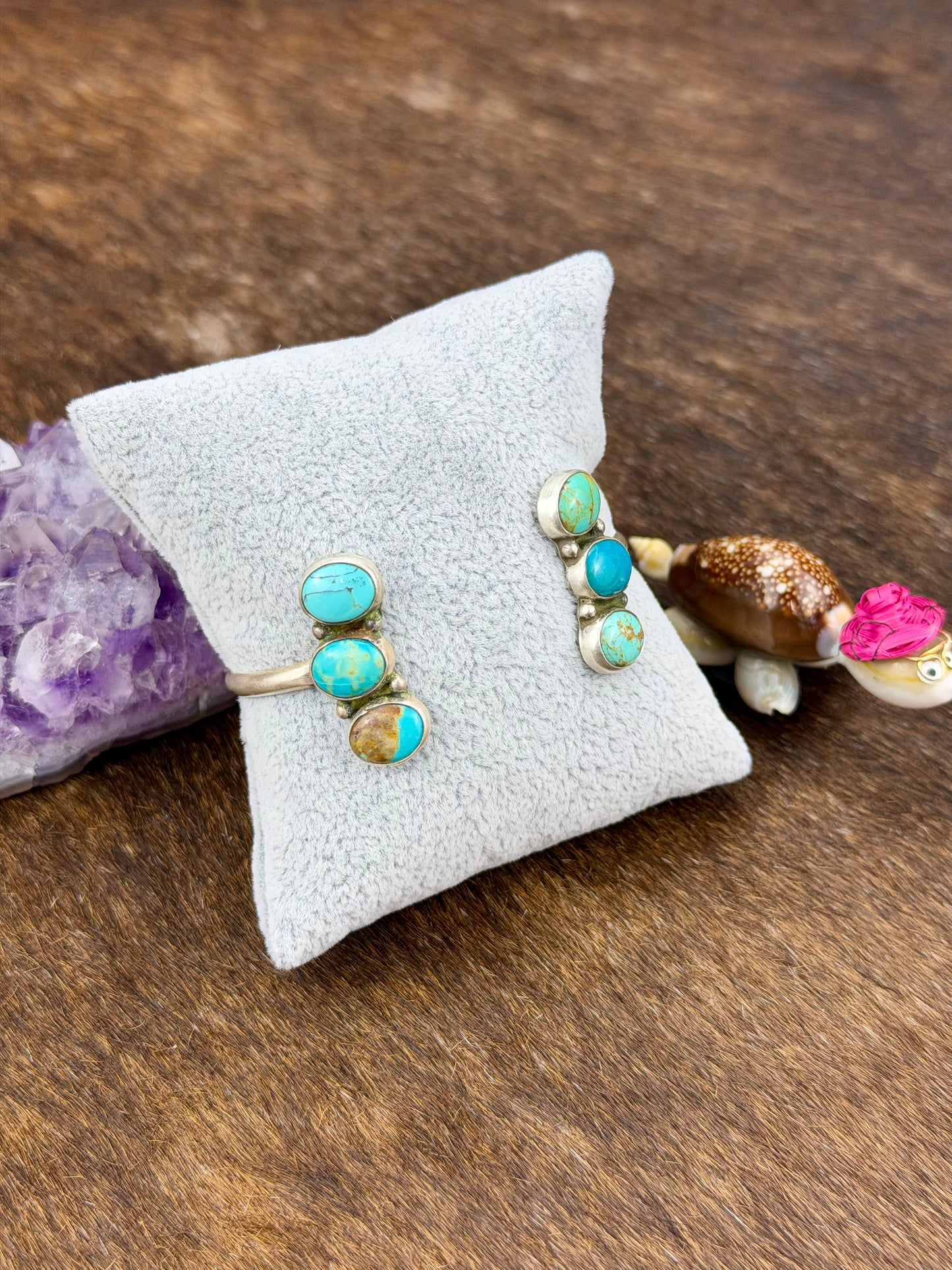 Kingman Turquoise 6 Stone Upside Down Cuff