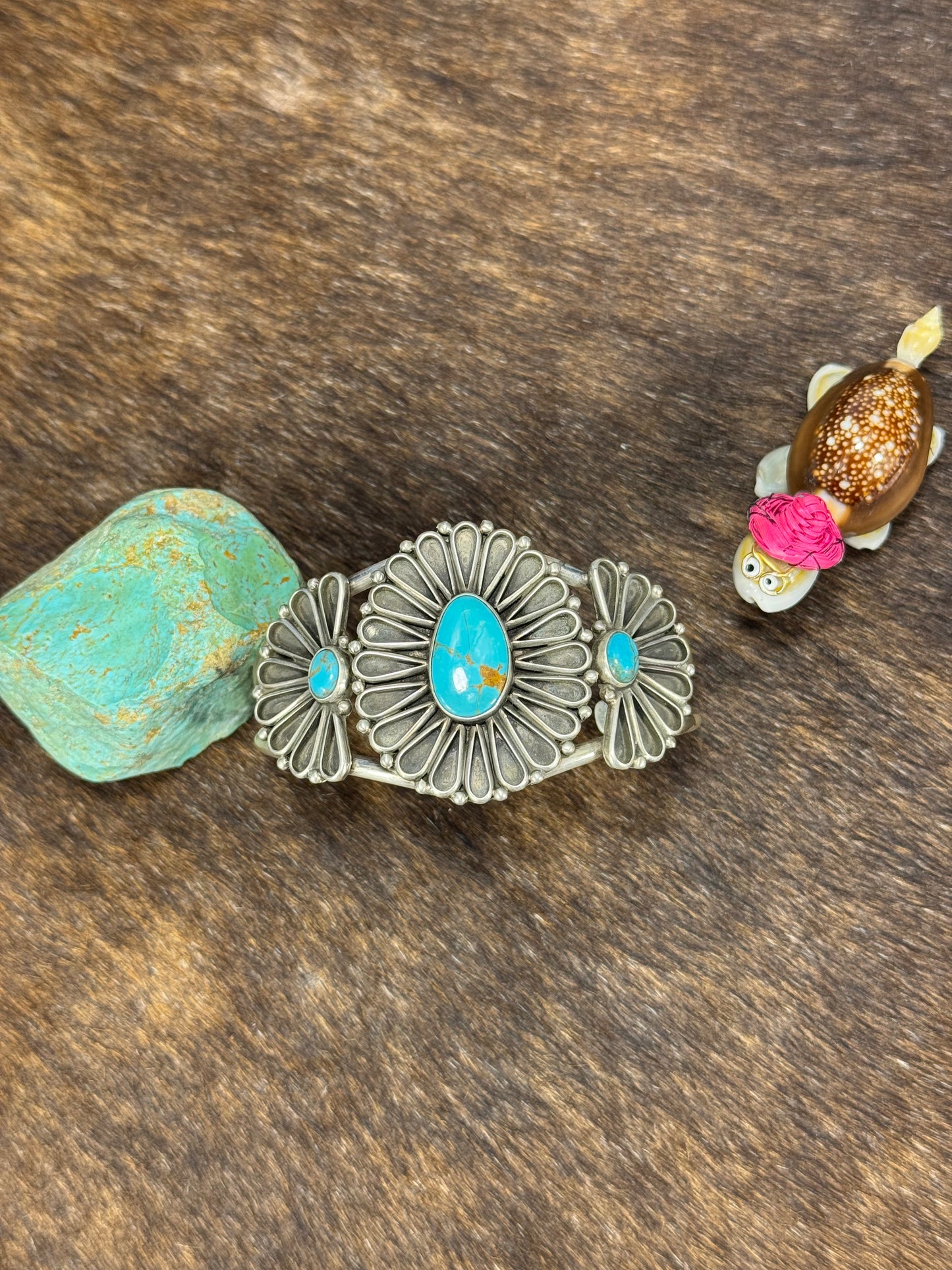 Kingman Turquoise Flower Bracelet