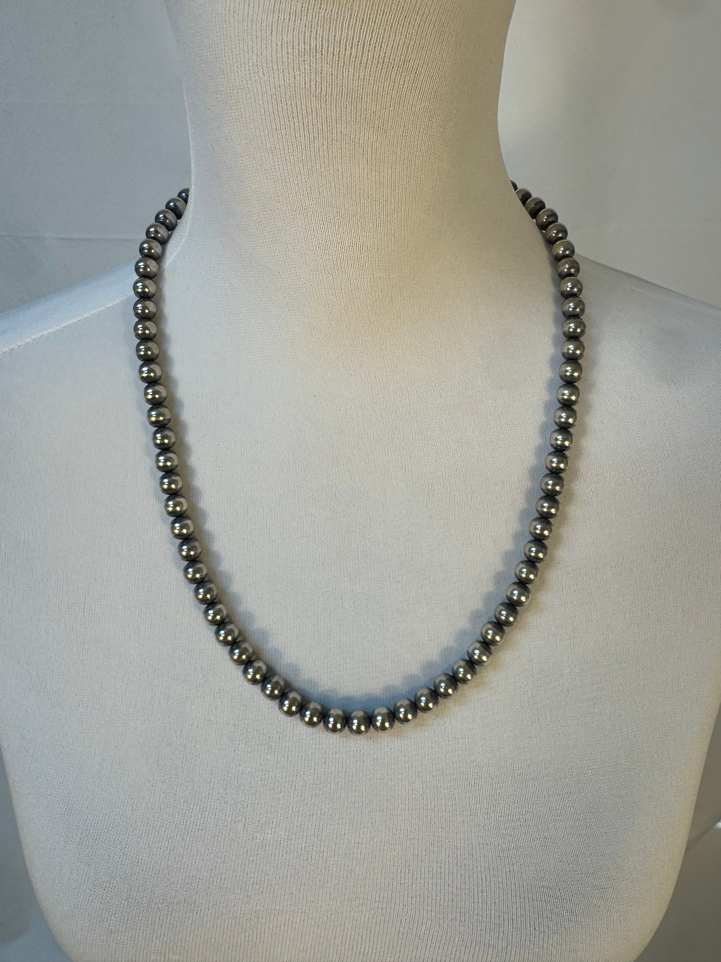 8MM Navajo Style Pearl Necklace