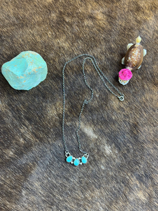 3 Stone Kingman Turquoise Necklace