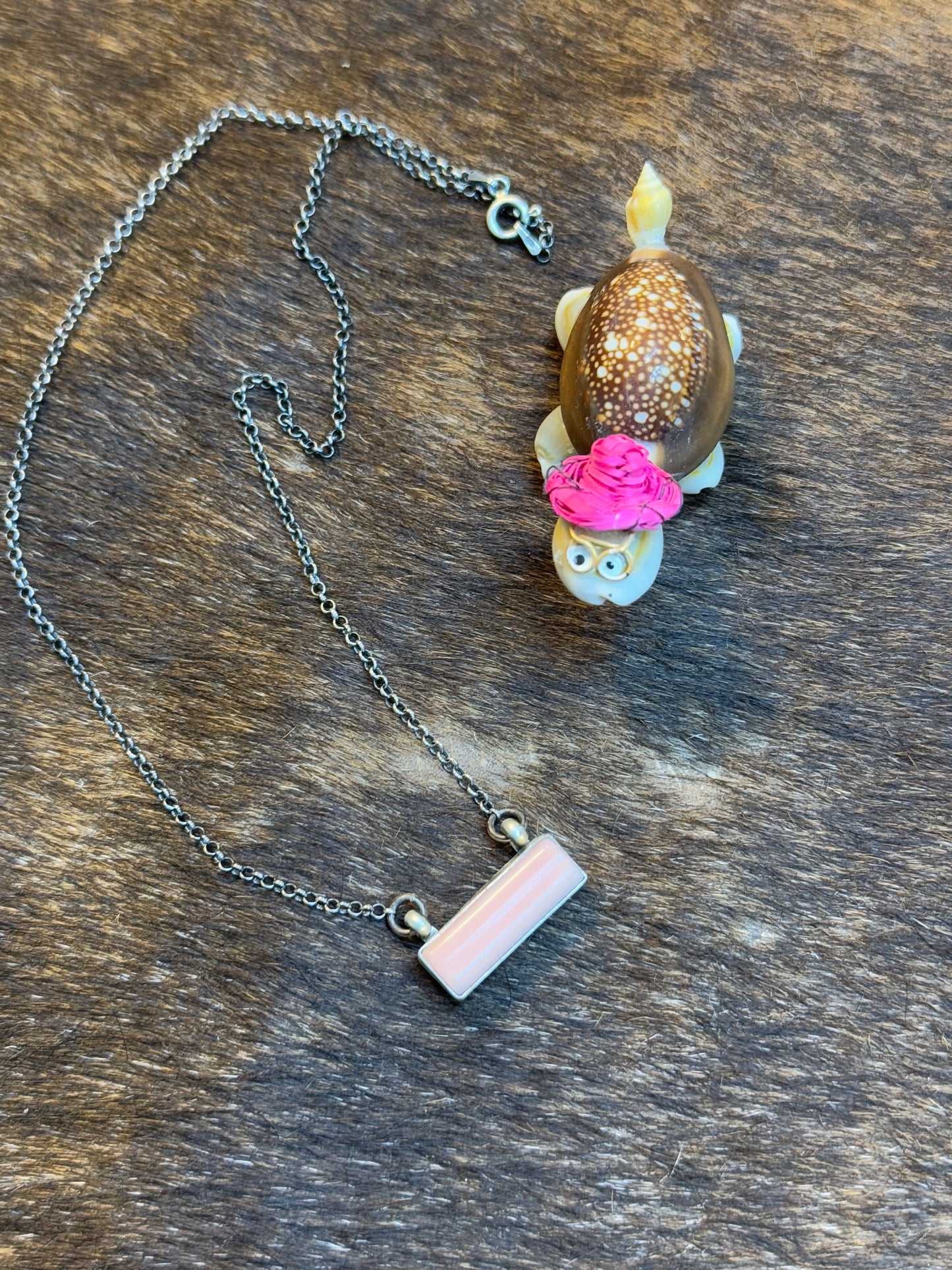 Pink Conch Bar Necklace