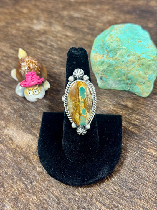Royston Ribbon Ring