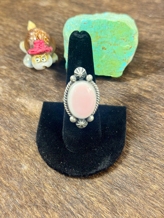 Pink Conch Oval Ring