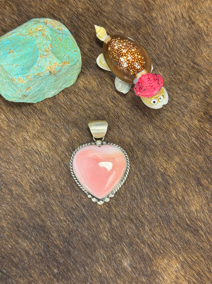 Pink Conch Heart Pendant
